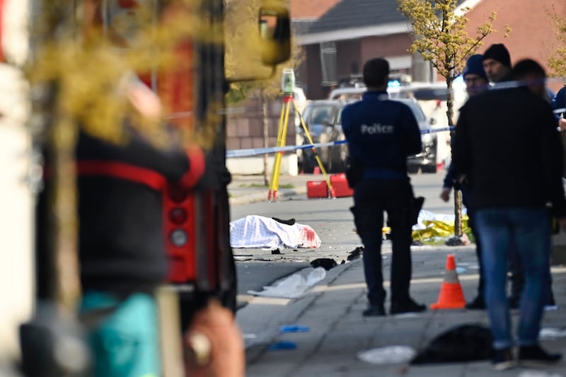 Harde beelden waren er te zien op de plaats van de tragedie.