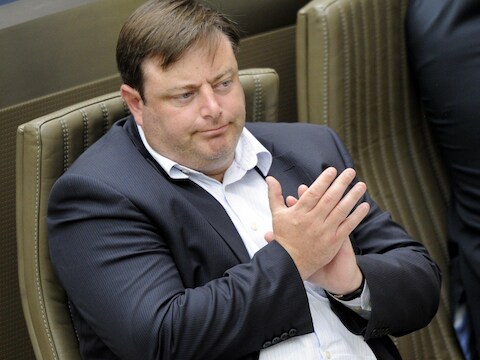 "Er zijn al heel wat mensen die zich in de Vlaamse regering wanen", vermoedt N-VA-voorzitter Bart De Wever.