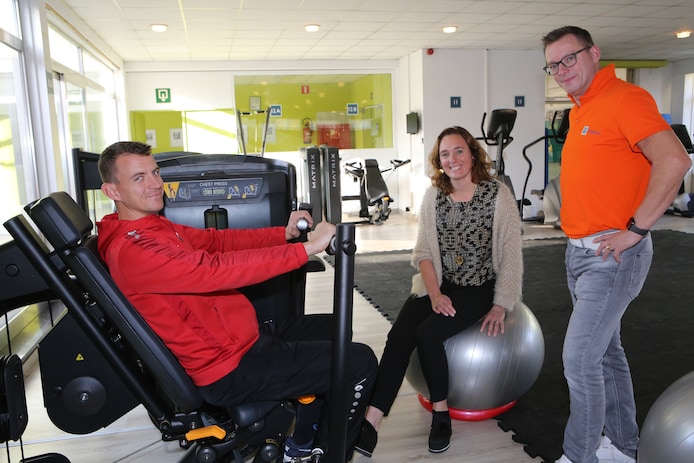 Leraar Jan Raeymaekers, directielid Ilse Ooghe en coördinator Edwin Staal.