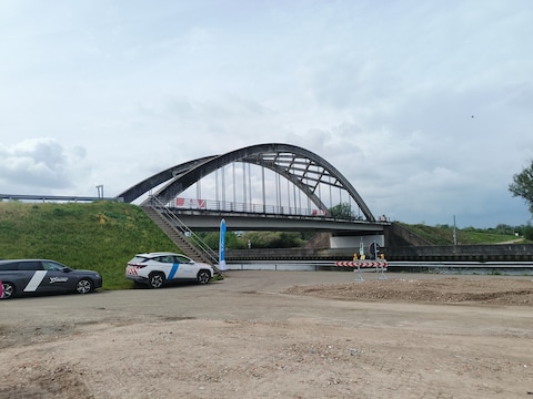 De werken aan de nieuwe brug Mol-ter-Nete gaan een nieuwe fase in 