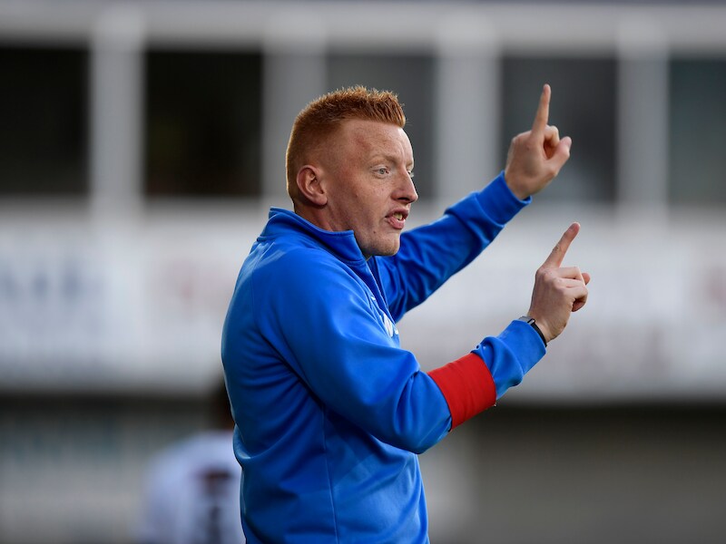 Lierse wint, maar moet toch een opvallende trainerswissel inzetten: van jongste T1 naar parttime T1

