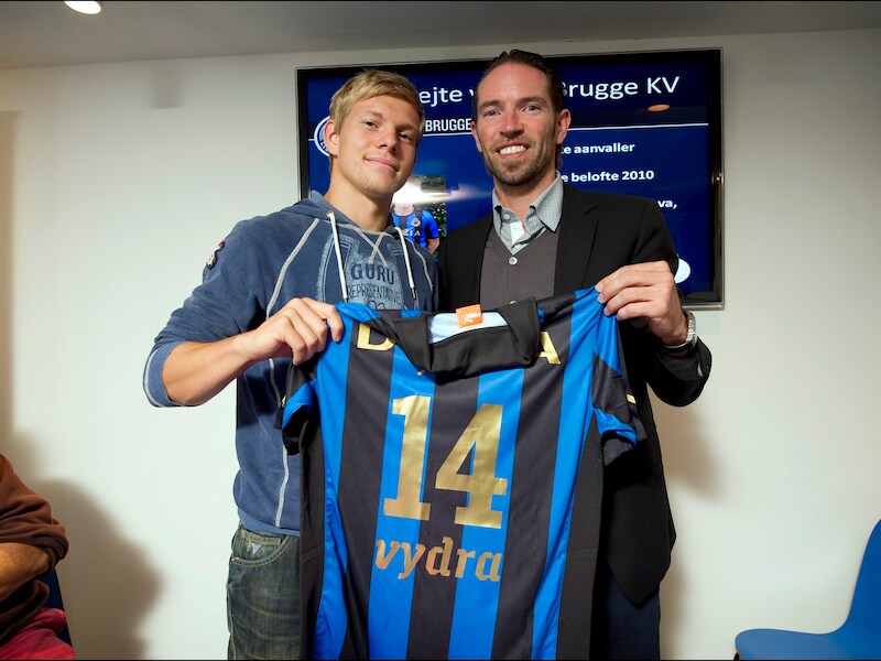 Matej Vydra bij zijn voorstelling bij Club Brugge