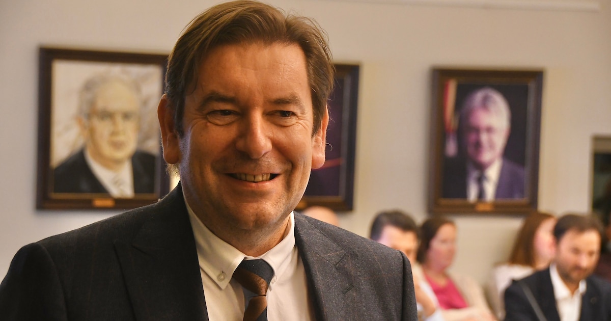 Dit zijn de vakantieplannen van burgemeester van Ledegem, Bart Dochy ...