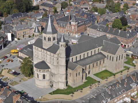 Nijvel vanuit de lucht.