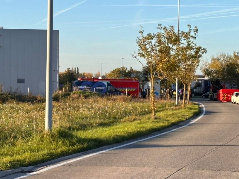 De brandweer kwam ter plaatse om een brand bij Ekopak in Deinze te bestrijden.