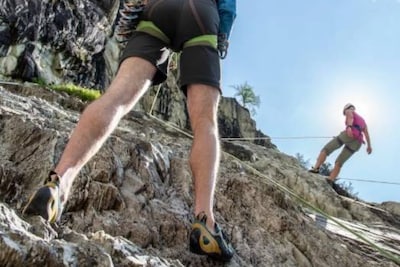 Tiener overleden na val van 40 meter in Oostenrijks klimpark