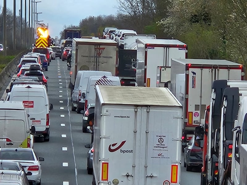 ARCHIEF. File E40 door ongeval in Wetteren