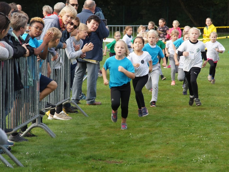 Olen houdt opnieuw jaarlijkse scholenveldloop