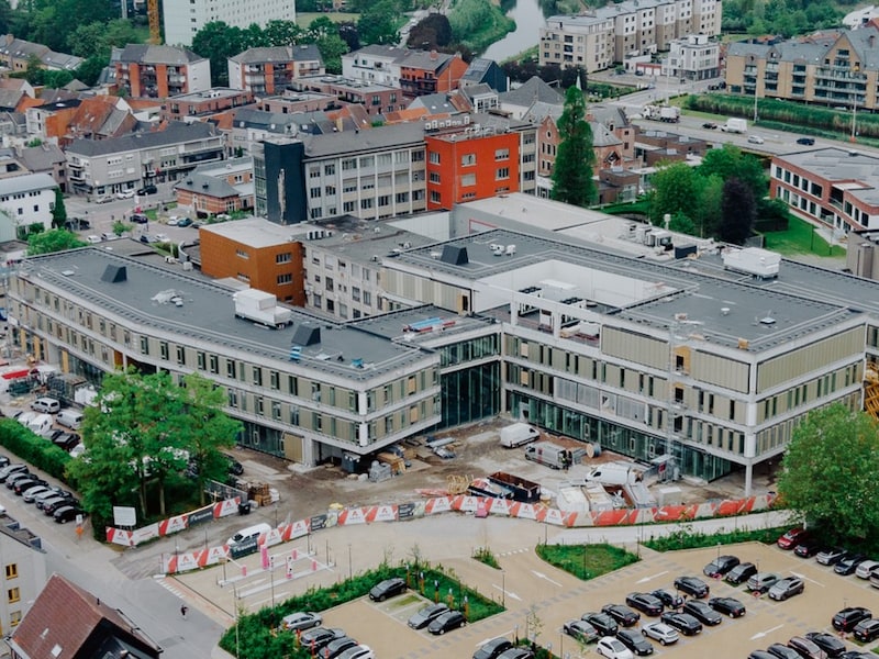 Overnachtingen straks mogelijk op Lokerse ziekenhuiscampus VITAZ? Federale hervorming ziekenhuislandschap zorgt voor twijfel