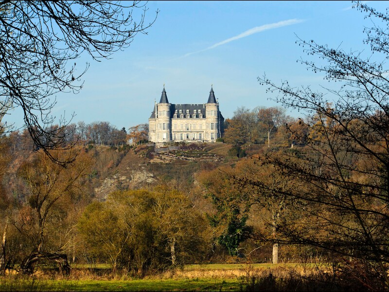 Het koninklijke kasteel van Ciergnon.