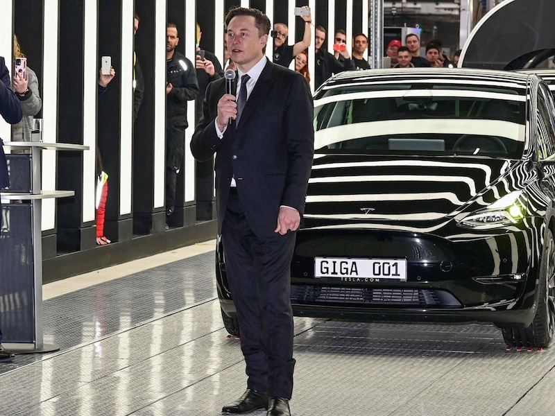 Tesla overtreft verwachtingen en verkocht recordaantal auto’s in afgelopen kwartaal