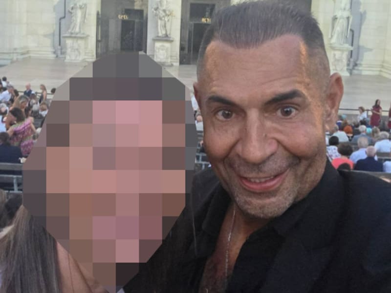 Chirurg Alexander Aslani (57), bekend om zijn Brazilian Butt Lift-operaties.