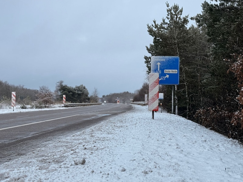 Zicht op de Noord-Zuidverbinding waar het voertuig van de rijbaan afweek.
