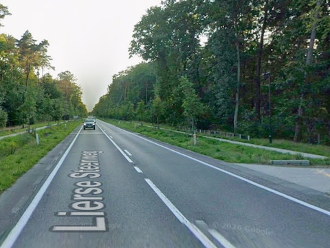 De man belandde met zijn auto in de gracht aan de Lierse Steenweg in Grobbendonk. (illustratiebeeld)