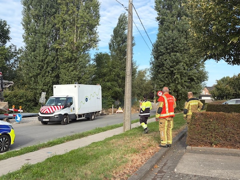 Vier huizen uit voorzorg geëvacueerd na gaslek in Sint-Eloois-Vijve.