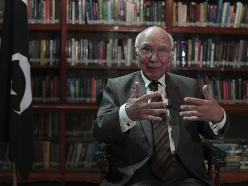Pakistaanse minister van Buitenlandse Zaken Sartaj Aziz vertelt in een interview aan Reuters dat ze de voormalige nummer twee van de Afghaanse Taliban zullen vrijlaten.