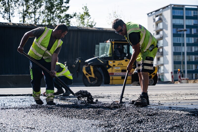 KIJK. Laatste asfaltlaag ligt er bijna: E313 in Deurne heropent ...