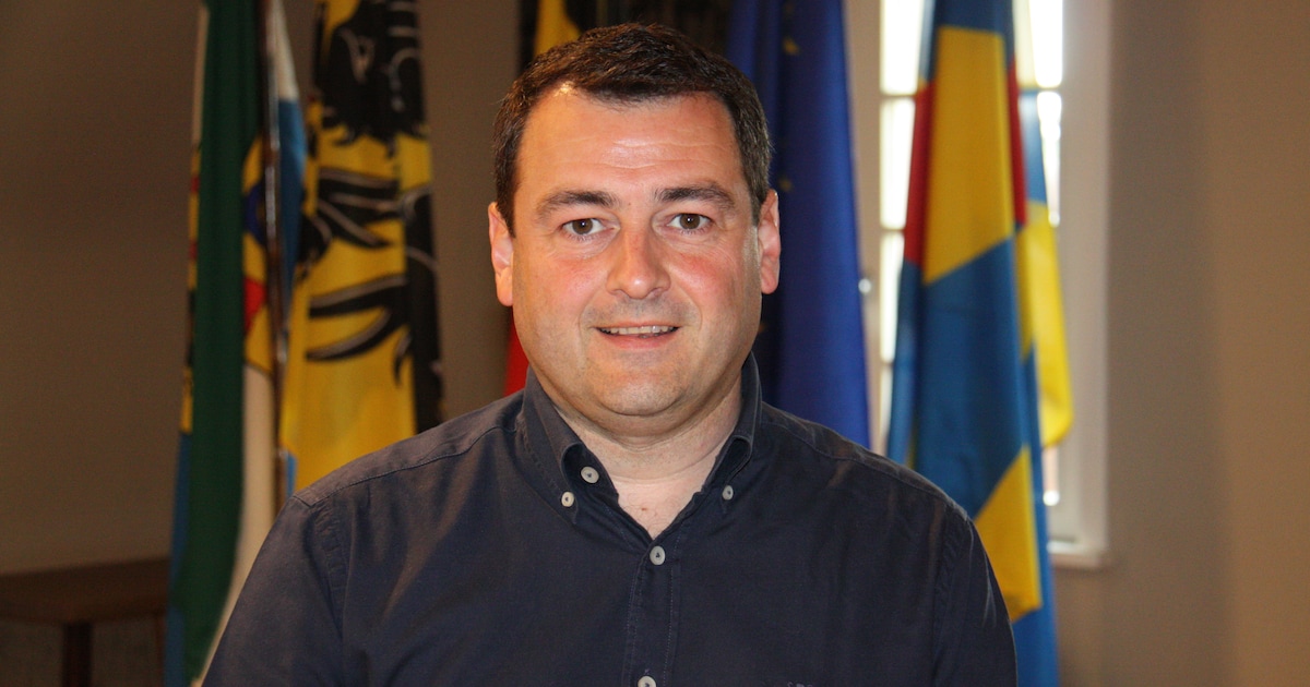Jeroen Vandromme, burgemeester van Houthulst, over zes maanden nieuw gemeentebestuur: "Na het zomerverlof start ik met een wekelijkse zitdag"