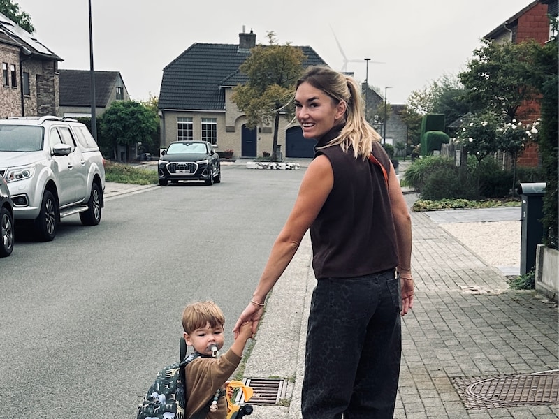 Allereerste schooldag voor Arto uit Asse!