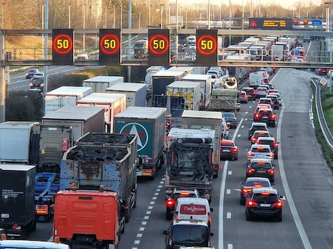 File op Antwerpse Ring (illustratiebeeld).