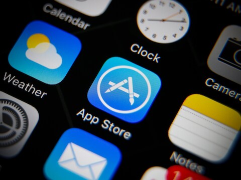 Gebruikers van iPhones  kunnen alleen via de App Store applicaties van derde partijen installeren op hun smartphone of tablet.