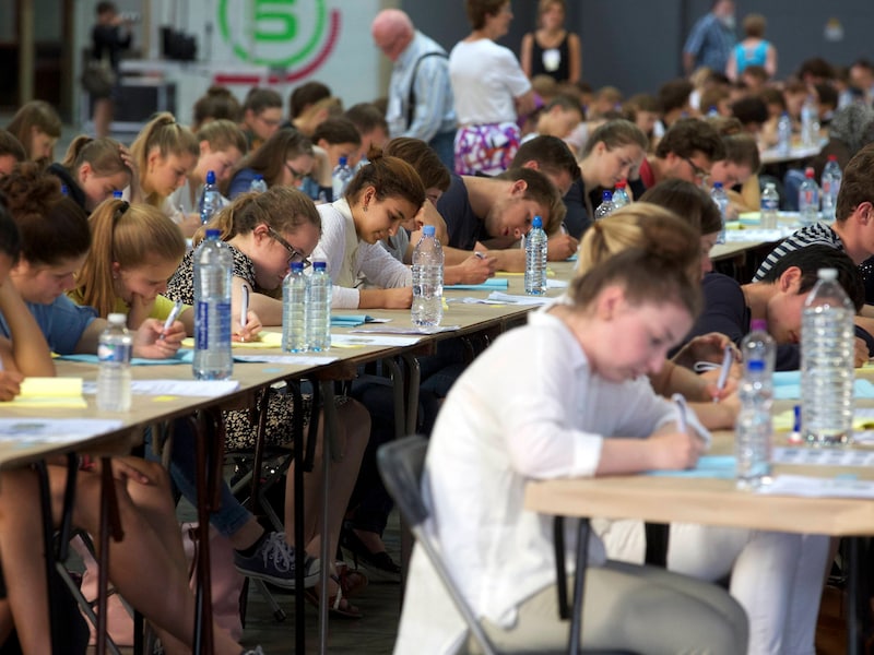 Na ChatGPT-commotie: toelatingsexamen geneeskunde volgend jaar met pen en papier