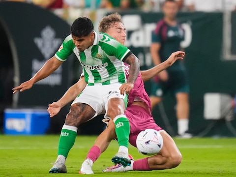 LIVE. Mbappé twee keer afgeblokt! Thibaut Courtois en Real Madrid voorlopig maatje te groot voor Betis