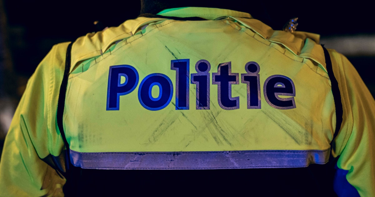 Vrouw (43) lichtgewond na botsing