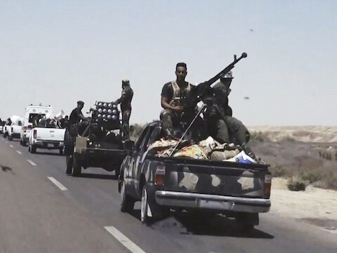 Het Iraakse leger startte vandaag een offensief om IS in Al-Anbar terug te drijven.