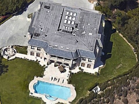 De luxevilla van Majed Abdulaziz Al-Saud in Los Angeles.