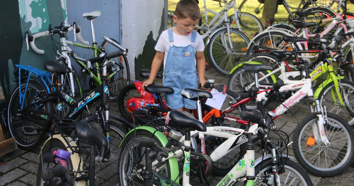 Fietsbieb Putte al meteen populair: extra kinderfietsen zijn welkom