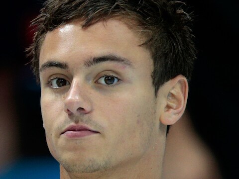 Tom Daley verloor zijn vader en kreeg een kwetsende booschap op zijn Twitterpagina na het missen van een olympische medaille.