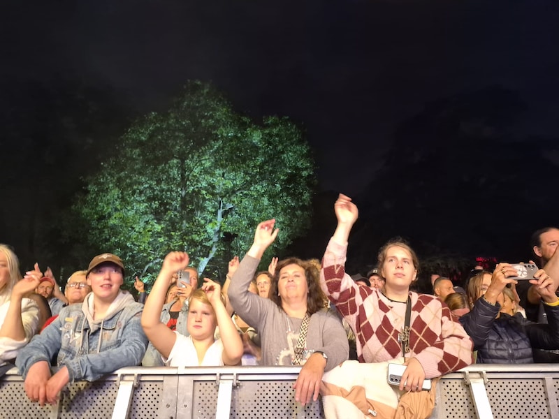 Vredefeesten van start: geen ballonnen in de lucht, wel muziek