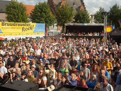 Bruudruusterrock