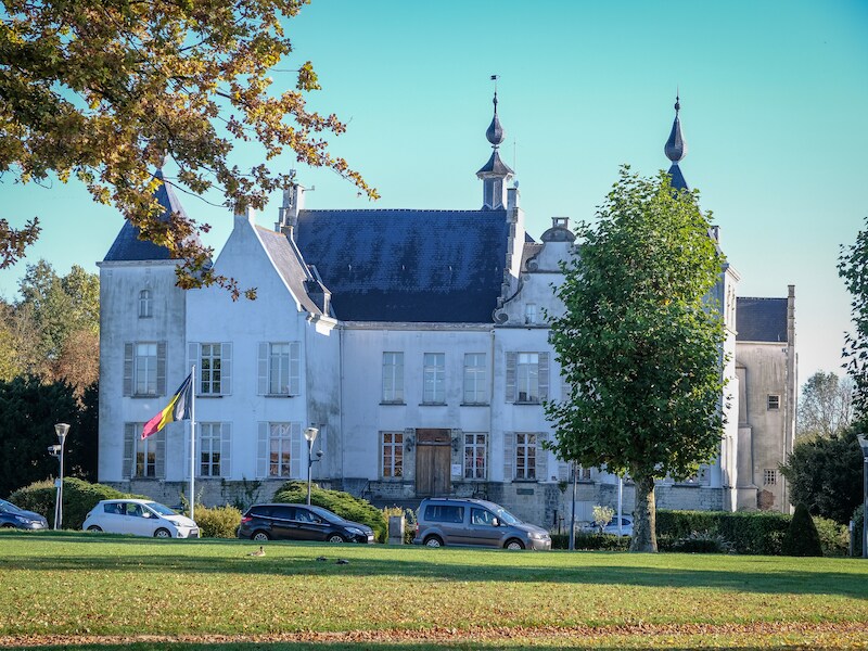 Gemeenteraad Wemmel buigt zich over Ronkelhof, rioleringswerken en nieuwe gemeentelijke website