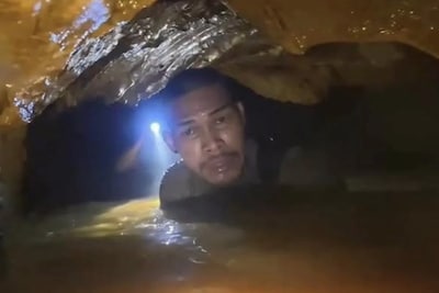 Zeven mensen al vijf dagen vast in grot in Laos, duikers van beroemde redding van voetballertjes in Thailand schieten te hulp