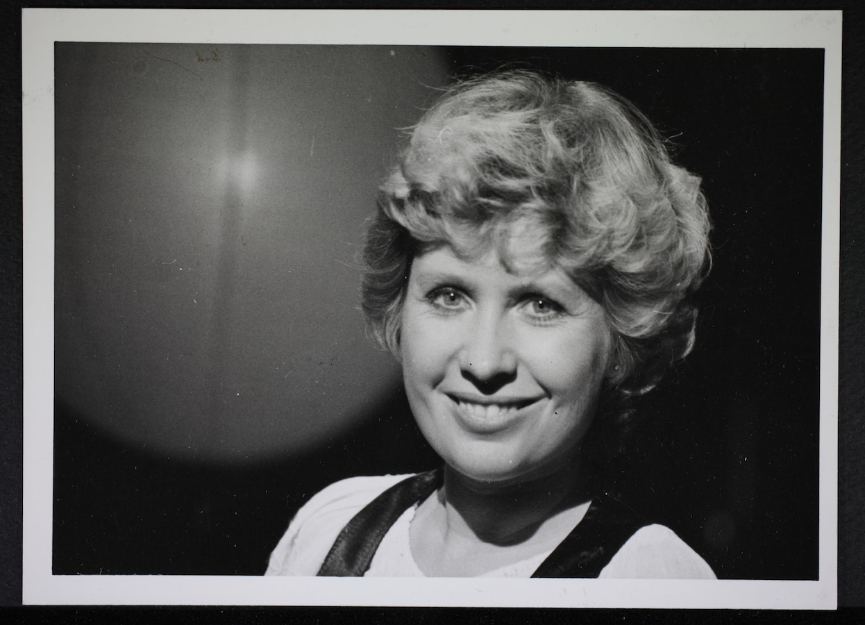 Ze wou zingen “tot ze een oud vrouwtje was”, maar overleed veel te vroeg:  het verhaal van Ann Christy, de frêle artiest die Vlaanderen raakte | Foto  | hln.be