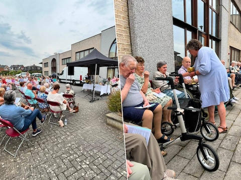 Openluchtmis Horebeke, bewoners van WZC Groendorp krijgen het lichaam van Christus.