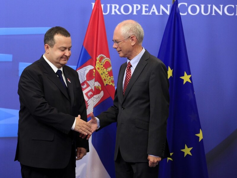 Ivica Dacic (L) premier van Servië, ontmoette vandaag Herman Van Rompuy (R).