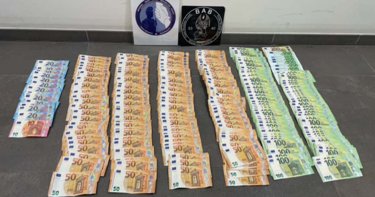 Politie neemt bijna 20.000 euro in beslag na verkeerscontrole in Sint-Agatha-Berchem