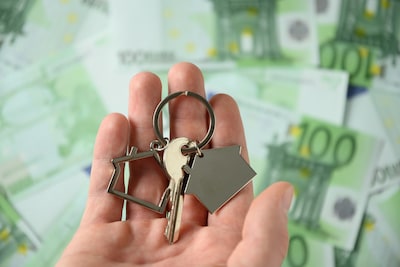 We vergelijken wel 1+1-promoties, maar nauwelijks onze brandverzekering: zo druk je de kosten na alweer een premiestijging