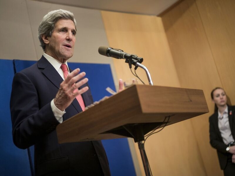 De Amerikaanse minister van Buitenlandse Zaken John Kerry in Jeruzalem.