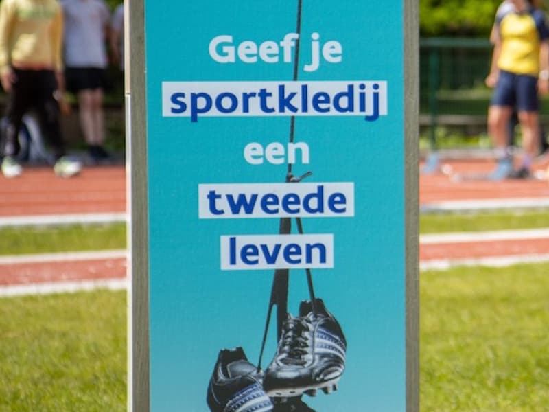 De sportdienst en Open Huis Kabas slaan de handen opnieuw in elkaar voor een inzameling van sportkledij en sportmateriaal in Brasschaat 