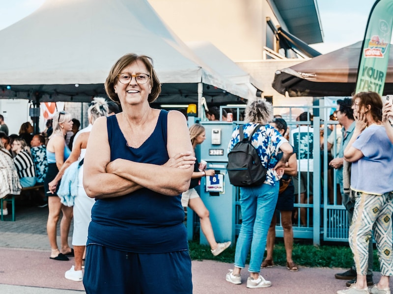Buurtbewoners van Pukkelpop over hun eetstandje langs de weg: “Op één weekend 45.000 euro? Was het maar zo”