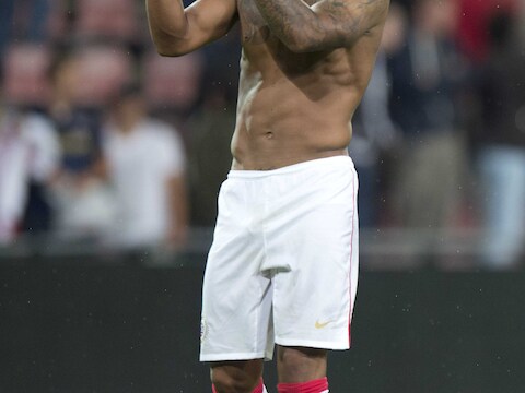 Depay brak de ban.