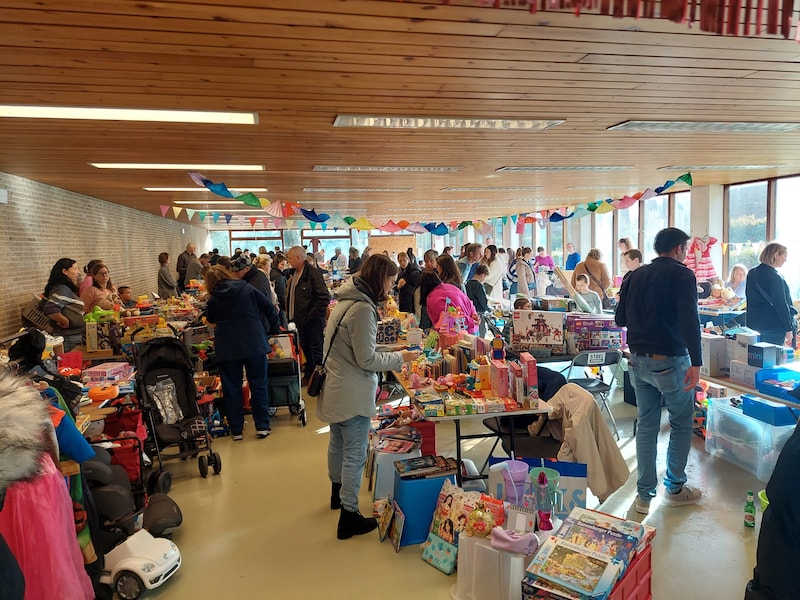 De Gezinsbond in Ekeren organiseert binnenkort een speelgoedbeurs. Illustratiebeeld van een tweedehandsbeurs.