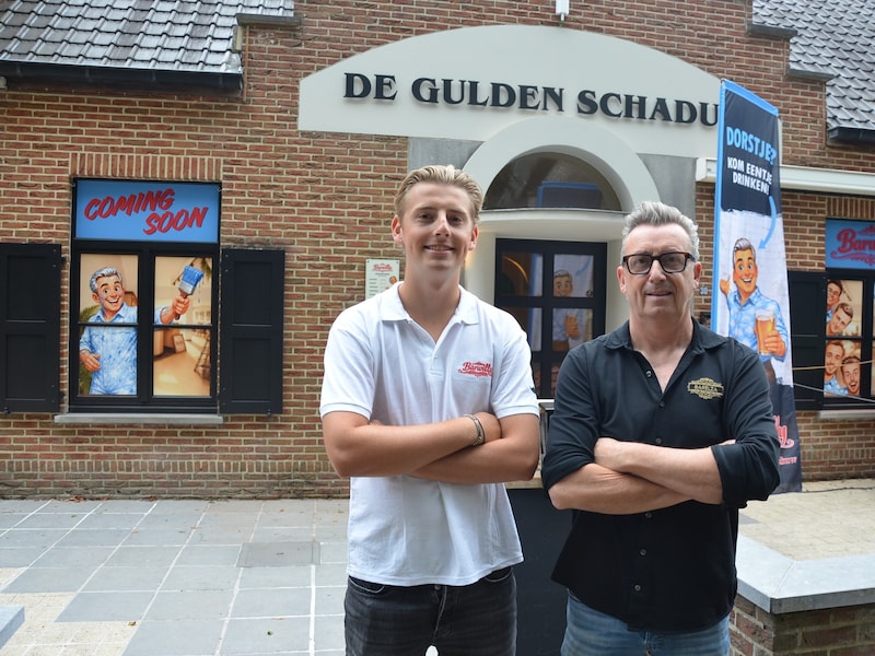 NET OPEN. Patrick (59) en zoon Matteo (19) openen Barwilly op de Heide: “Gezellige bistro waar je doorlopend de benen onder tafel kan schuiven”
