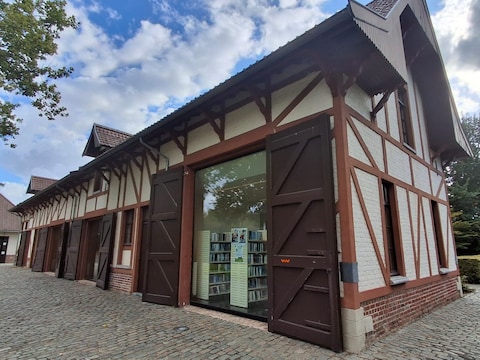 Voortaan is in de bib van Zonnebeke ook het Huis van het Kind te vinden. 