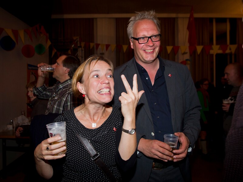 Nadine Peeters en kopstuk Peter Mertens.