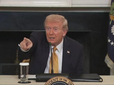 KIJK. “Ik begrijp geen woord van wat ze zegt”: Trump bespot accent van Franse  journaliste tijdens persconferentie | Buitenland | HLN.be
